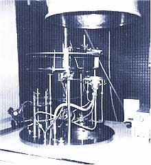 Оборудование и технологии очистки поверхности и гидрогенизации приповерхностной области полупроводниковых структур атомарным водородом