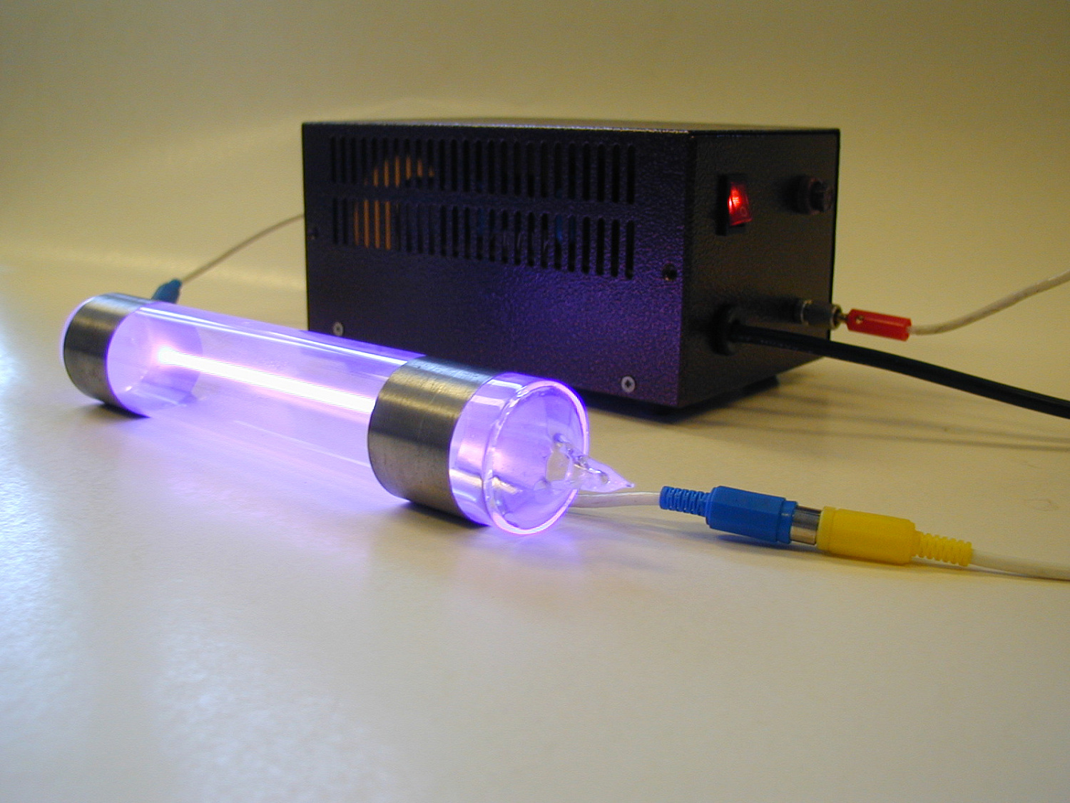 Лаборатория оптических излучений (ЛОИ)