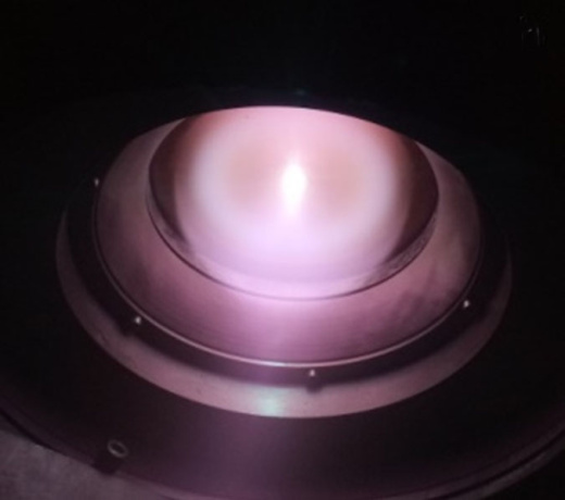 Режим генерации газовой плазмы (обеспечивается низким напряжением магнетрона при дополнительной аксиальной инжекции электронов) * - без отражательного электрода